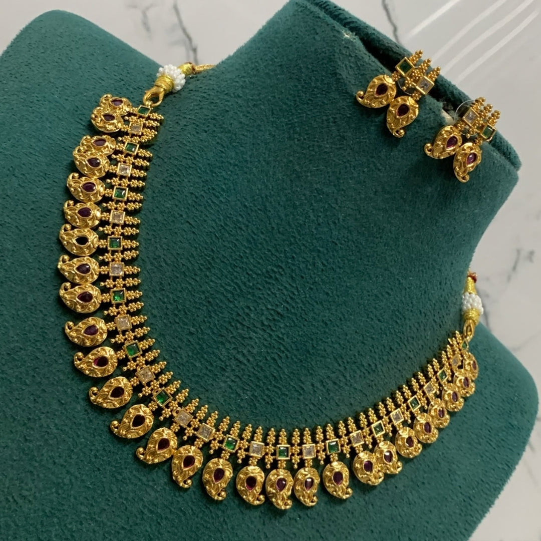 Antique Manga Necklace Set
