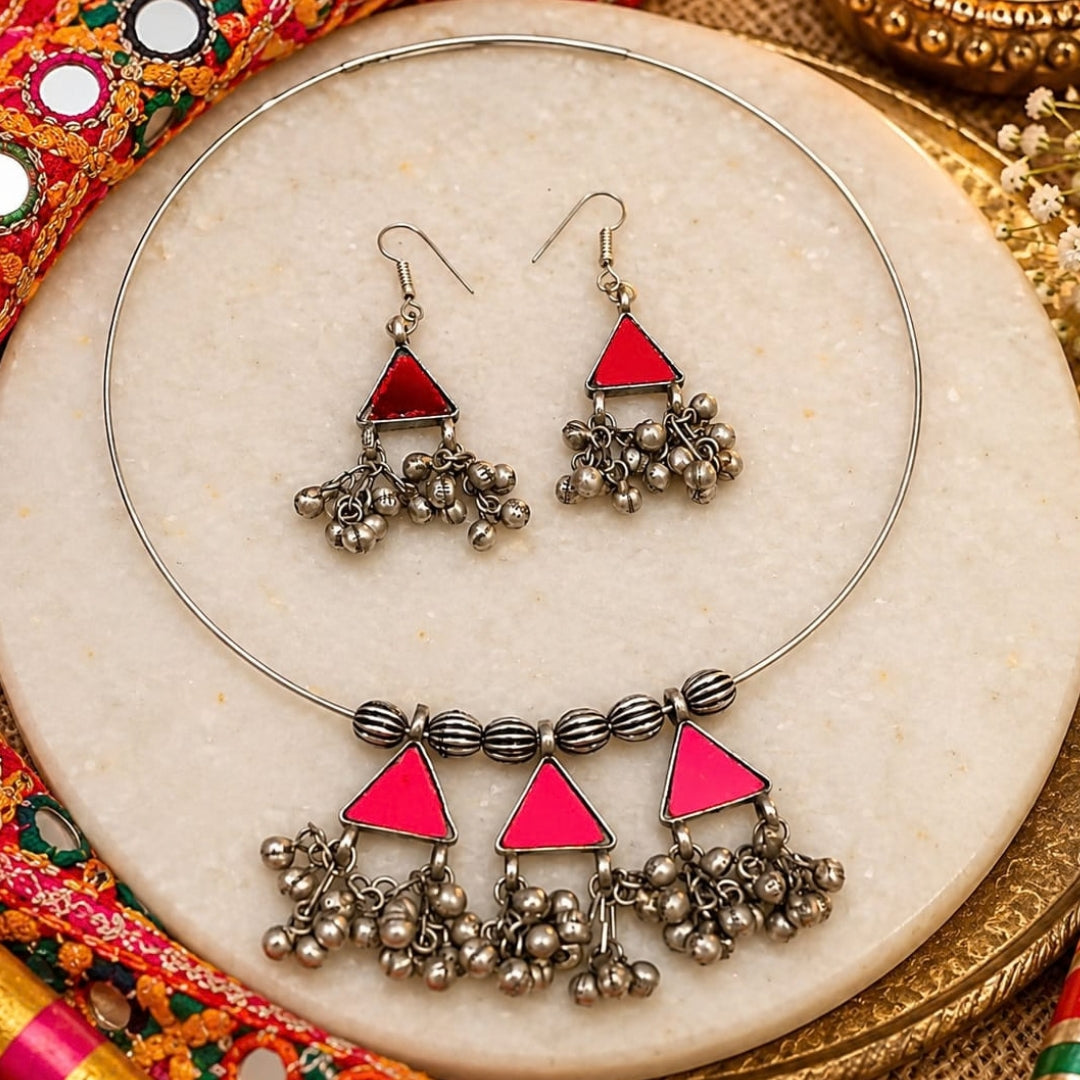 Oxidized Silver Triangle Set