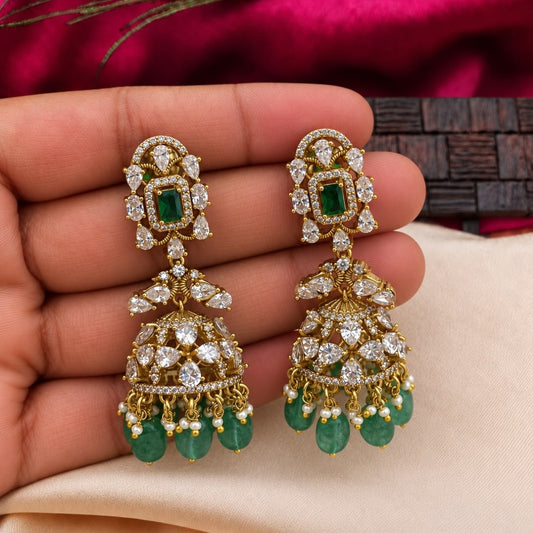 Emerald-green victorian Earrings