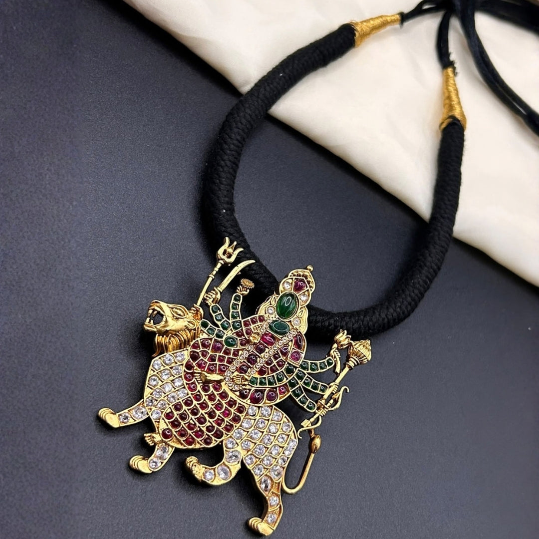Pendent Set