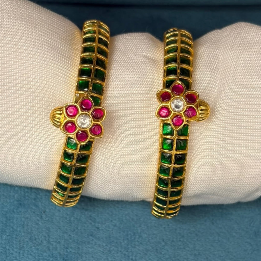 Jadau Kundan Checkered Floral Bangles