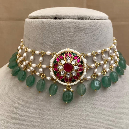 Kundan Choker
